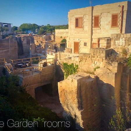Cave Garden Rooms 파뷔냐나도 외부 사진